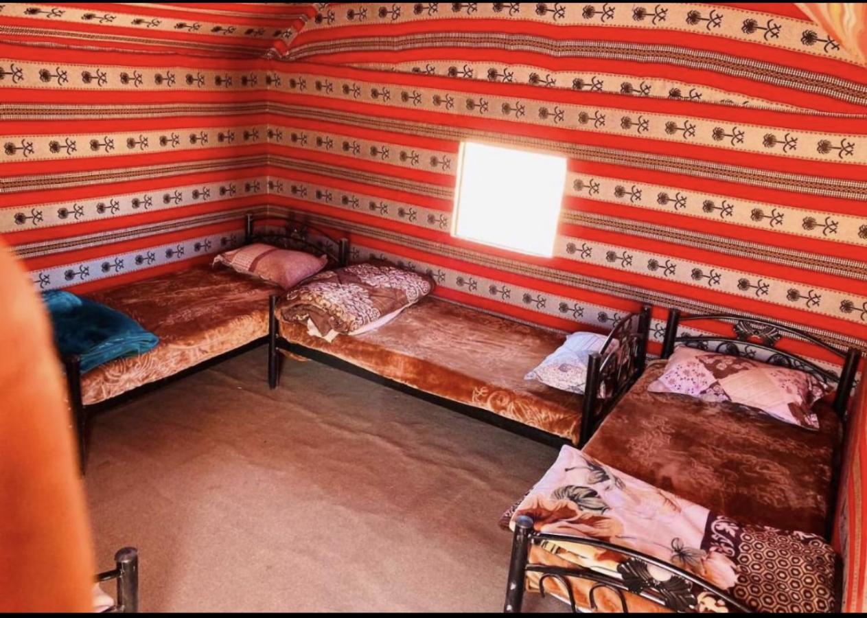 Wadi Rum Camels Camp Exterior photo